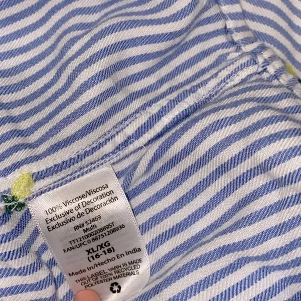 Time and Tru blue striped shirt size XLarge - Image 9