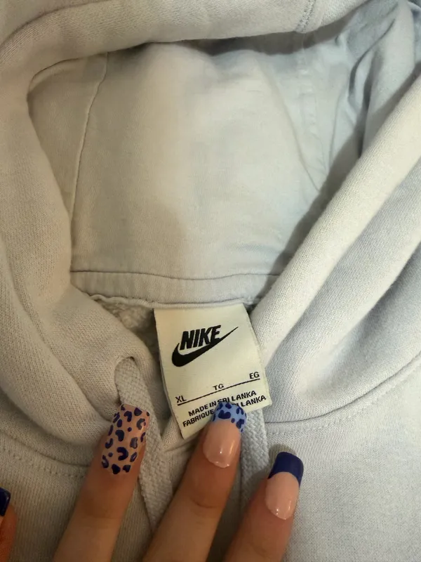 XL Women’s Nike Hoodie Light Lavender-Blue - Image 3