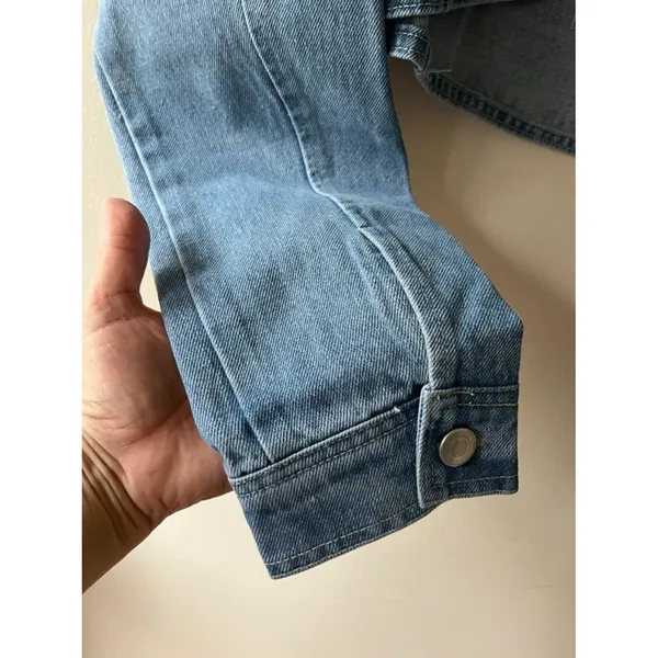 Tilly's Sz M Cropped Denim Jacket Button Up Dropped Sleeves Unlined - Image 7
