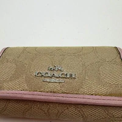Coach 6-Ring Key Case Beige Signature C Canvas Key Case - Image 2