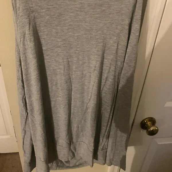 NWT threeeightytwo.com grey cowl neck/round neckline jeweled shirt size medium‎ - Image 7