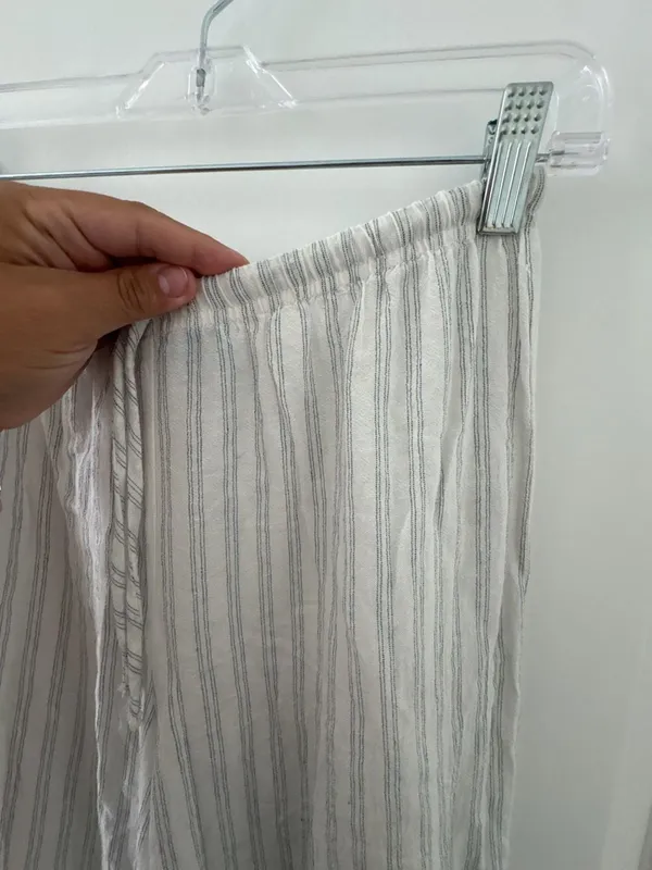 Your Favorite by PacSun White and Blue Striped Wide Leg Pants inseam 27’ - Image 5