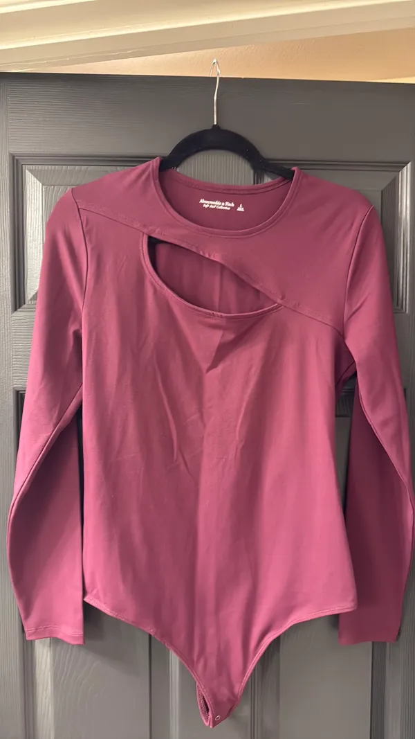 Abercrombie Bodysuit Long Sleeve L - Image 3