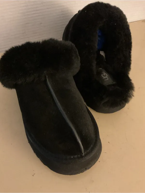 UGG women Black Suede fur platform slipper shoes US 6 - Image 3