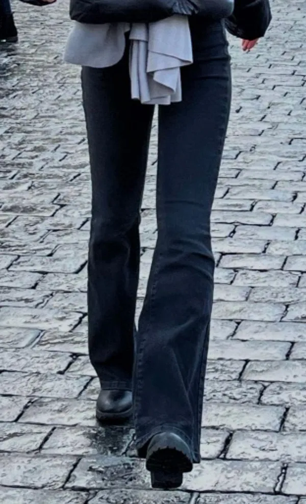 Free People Jade Flare Jeans - Image 4