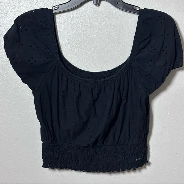 Hollister‎ Women Black Off Shoulder Cropped Top Size M. - Image 2