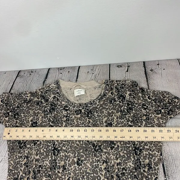 Aritzia Wilfred Balzac Leopard print light sweater size Medium - Image 13