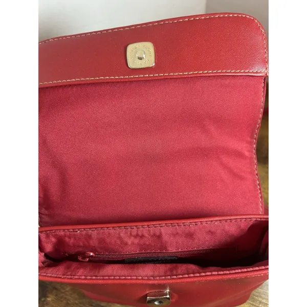 Liz Claiborne Red Crossbody Purse Gold Tone Hardware Flap Bag Classic Chic - Image 9