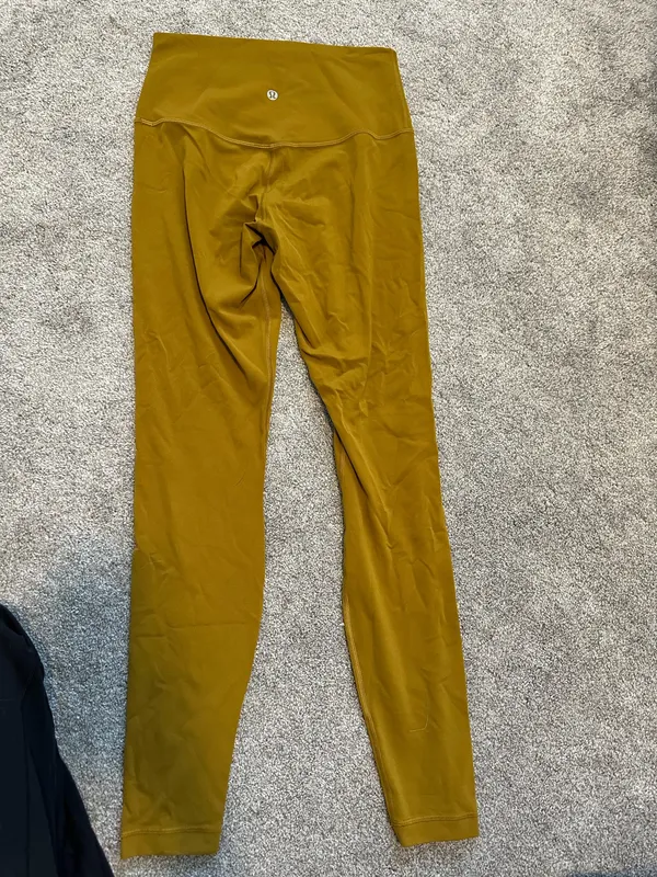 Lululemon Leggings 28" - Image 2