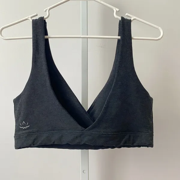 Beyond Yoga Large Black Spacedye Slim Racerback Bralette Surplice Yoga Bra - Image 6