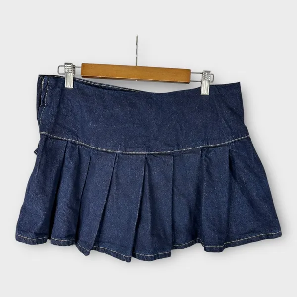 Cider Womens size Large Denim Ruffle Hem Micro Mini Skort Skirt - Image 2