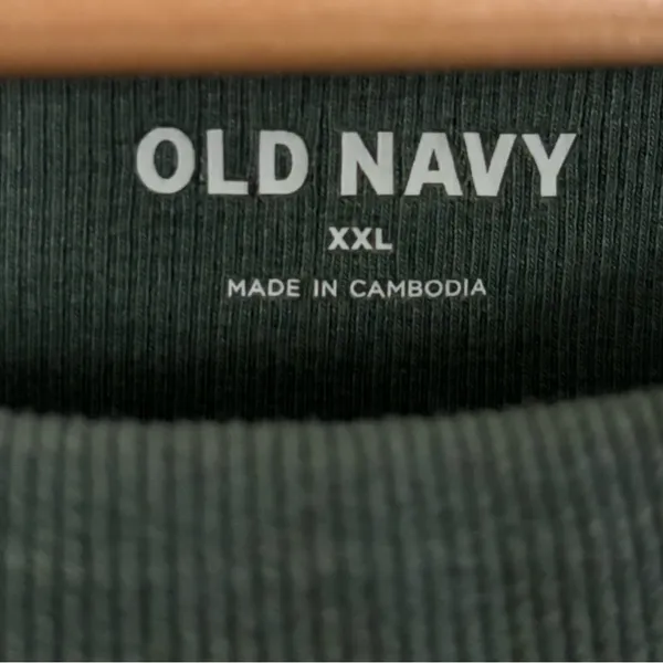 💥 Old Navy Olive “Snug” Crop Tank Top - Image 4