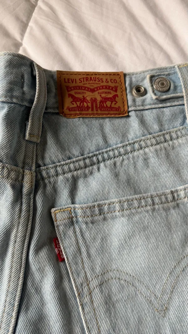 Denim Levi’s Shorts - Image 3