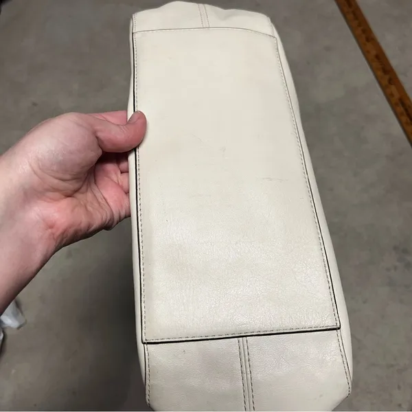 Vintage Coach Cream White Colette Leather Carryall Bag Purse No. J1020-16460 - Image 5