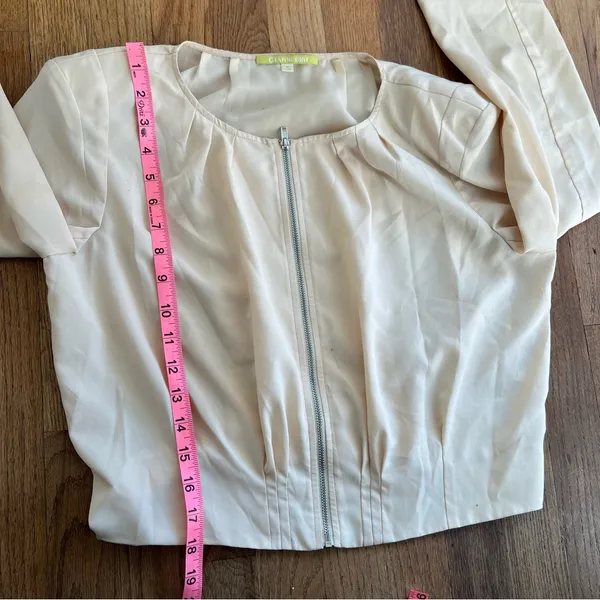 Sold
‎ Zip-Up Blazer lightweight size M - Image 9