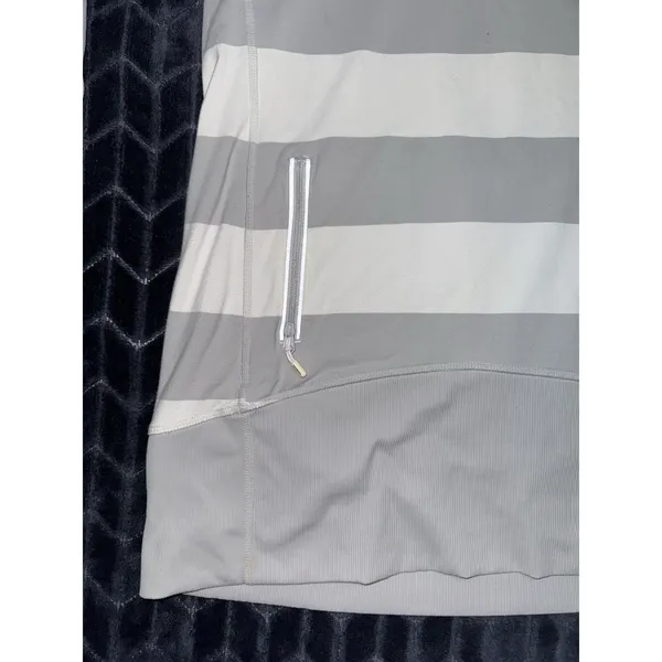 Lululemon Women's Hoodie Sweatshirt Gray White Striped COWL Size 8 - Image 4