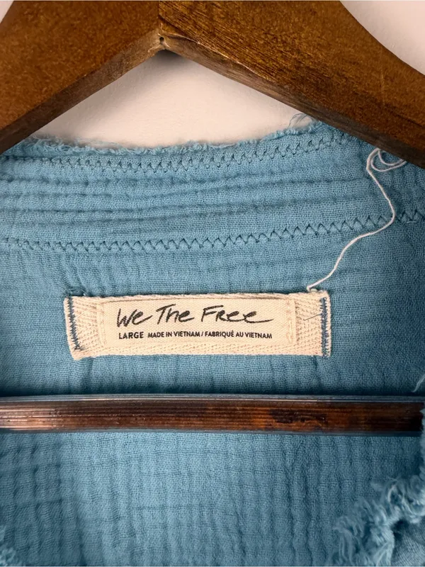 We The Free Summer Daydream gauze Button down in blue size large - Image 5
