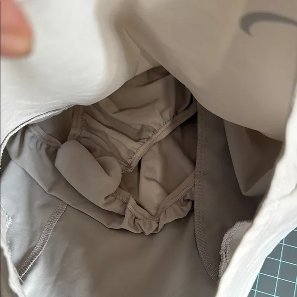 Nike High Waist Cream Shorts - Image 5