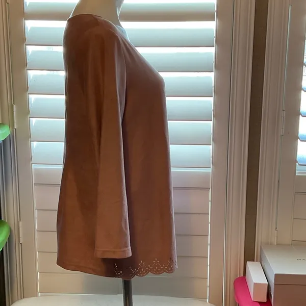Motherhood Maternity Mauve V-Neck Blouse - Image 4