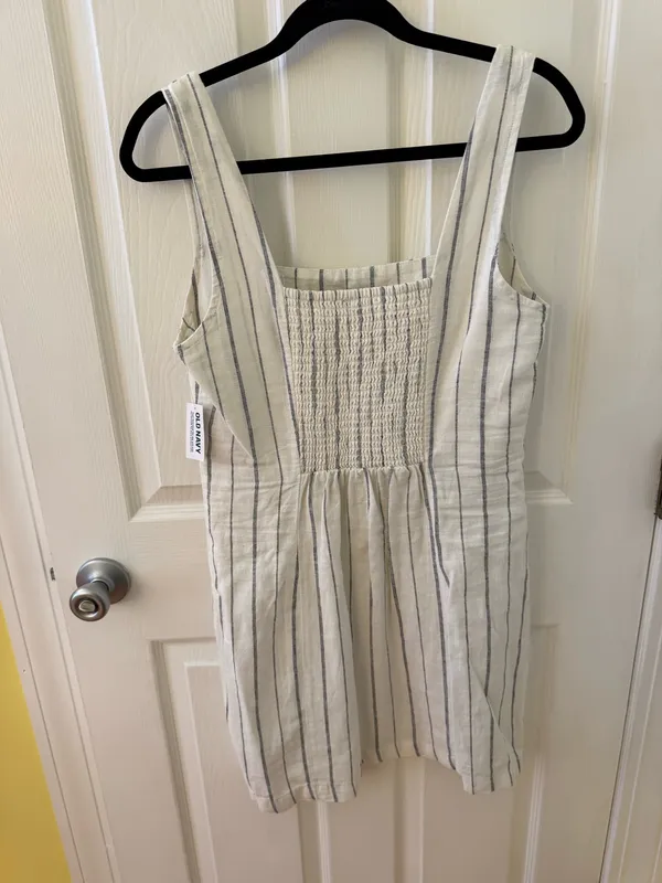 Old Navy Linen Dress - Image 2