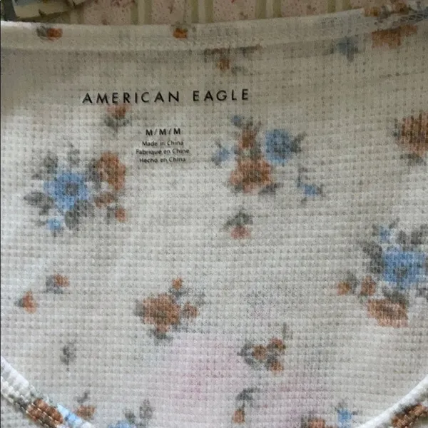 American eagle shirt sleeve - Image 2