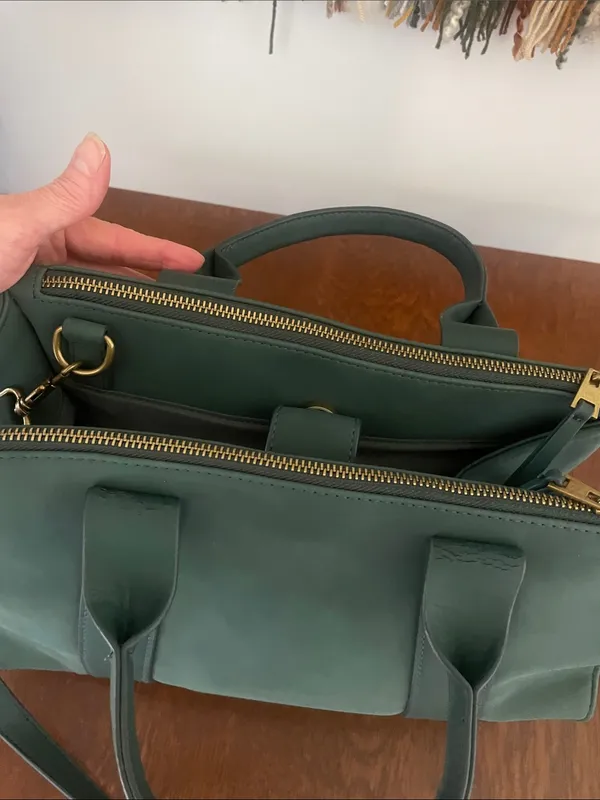 Universal Threads Dark Green suede tote Bag -like new with handles and strap - Image 3