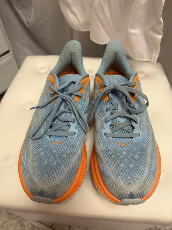Hoka Clifton 9 Running Shoes - Image 6