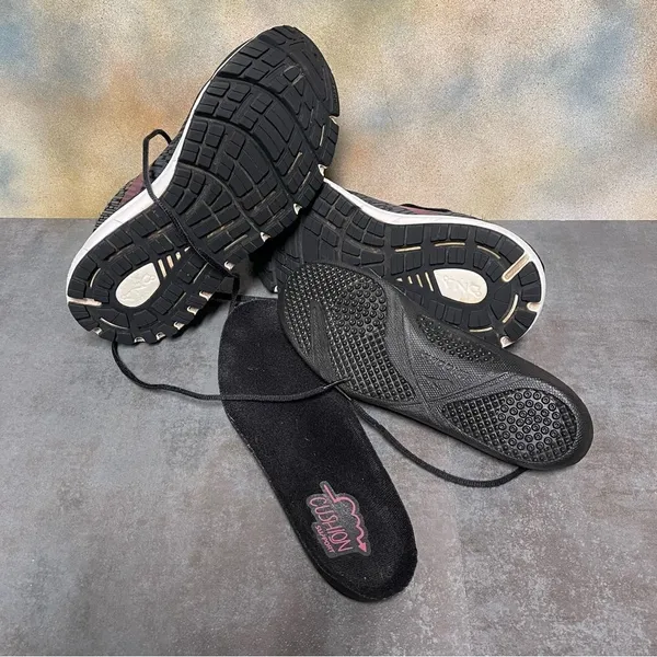 Brooks Addiction GTS 15 Women's Black Narrow Running Shoes Size 7.5 (2A) - Image 8