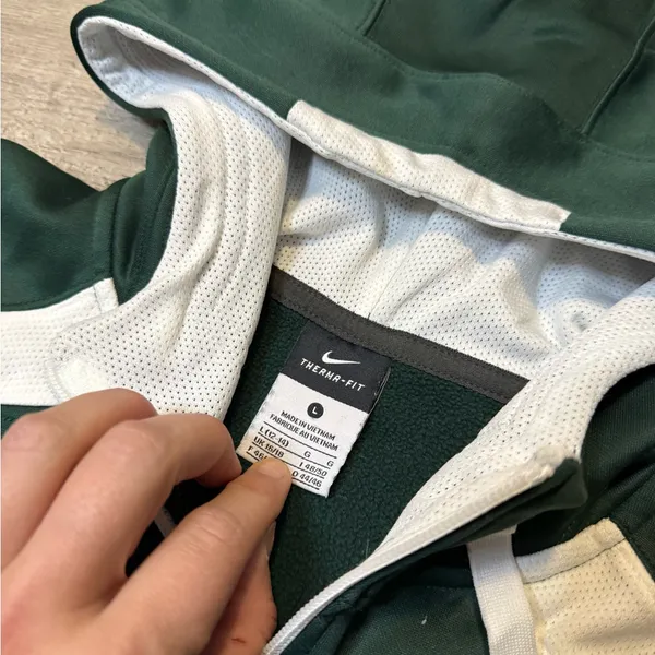 •NIKE• ZIP UP HOODIE - Image 7
