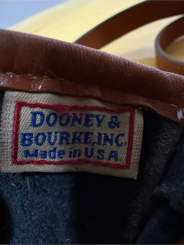 Dooney & Bourke Vtg Black Pebbled All Weather Leather Calvary Saddle Bag Brass - Image 2