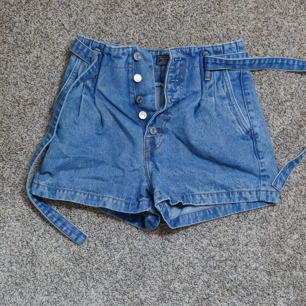 Abercrombie & Fitch Natural Rise Shorts Women 25 0 Denim Paperbag Button‎ Fly - Image 3