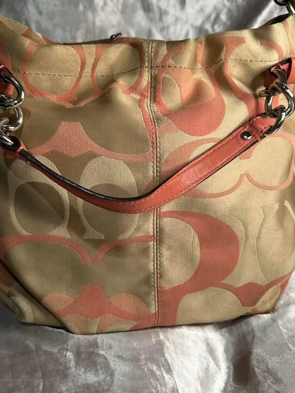 Vintage Y2K Coach Signature Coral Khaki Two Way Shoulder Bag and Matching Wallet - Image 2