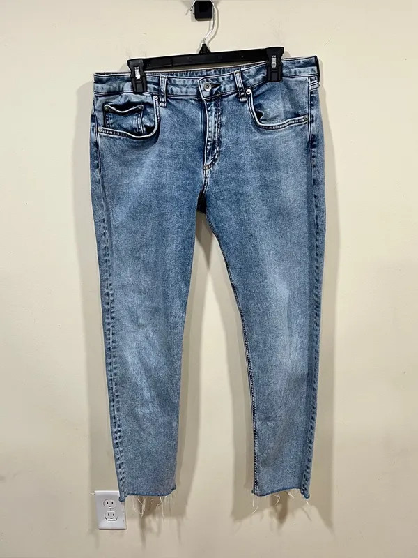 Rag and Bone "Dre" low rise boyfirend jeans  size 31 women’s EUC - Image 7