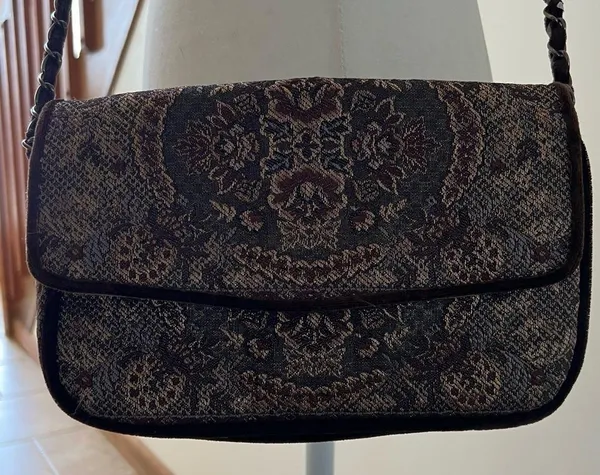 VINTAGE Marcy Avane’ | womens tapestry crossbody bag. - Image 10