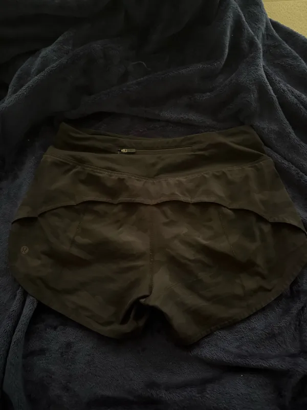 Lululemon Speed Up Shorts High-Rise - Image 2
