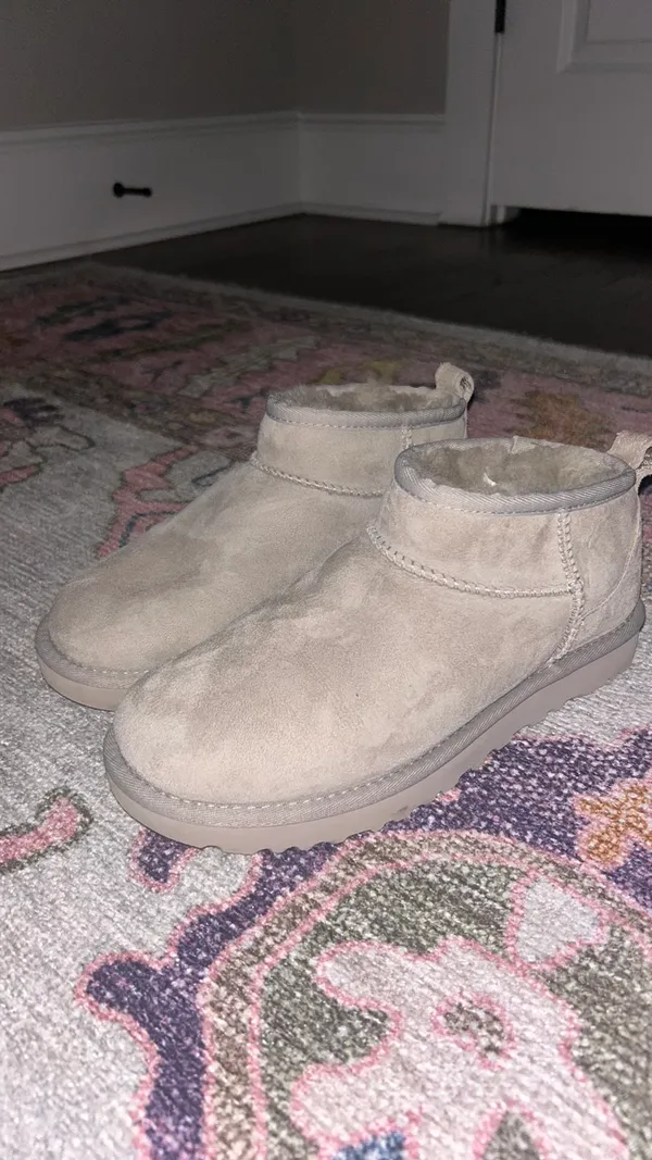 UGG Classic Ultra Mini Women’s - Image 3