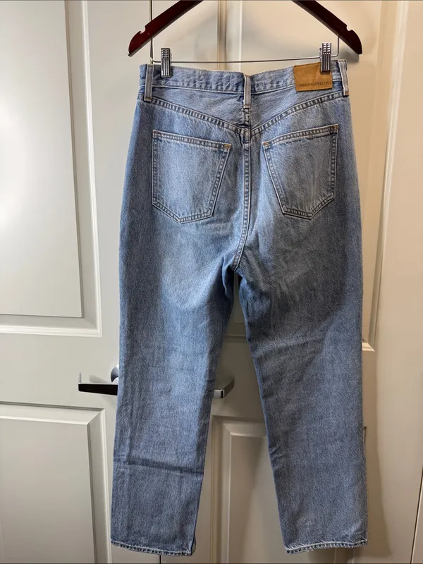 Aritzia Denim Forum Joni High Rise Loose 28” Waist 29” Length - Image 5