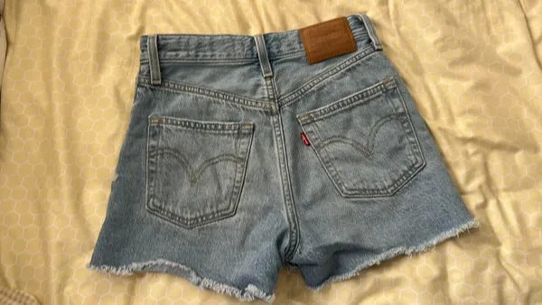 Levi’s Jean Shorts - Image 3