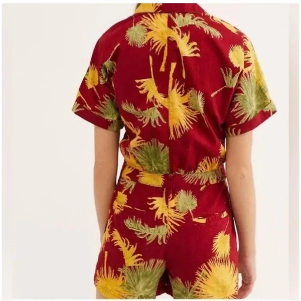 Free‎ People Women's Malibu Romper Size S Red Tropical Palm Print Short Sleeve - Image 4