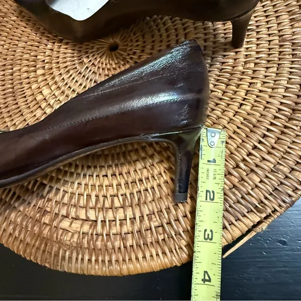Vaneli‎ Dark Brown Leather Heels Size 7 - Image 7