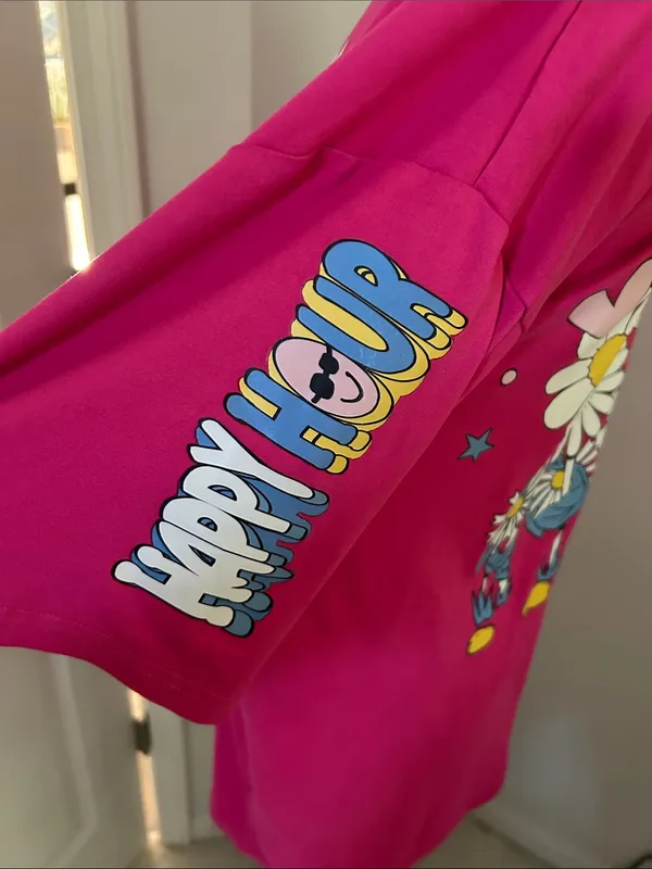 😄 Vibrant Pink Oversized Happy Daisies Short Sleeve Shirt - Image 4