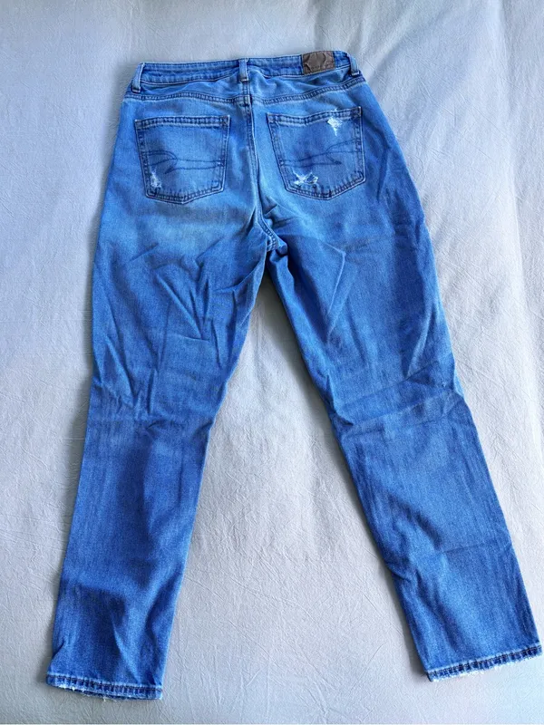 American Eagle Outfitters Distressed Mom Jeans - Image 4