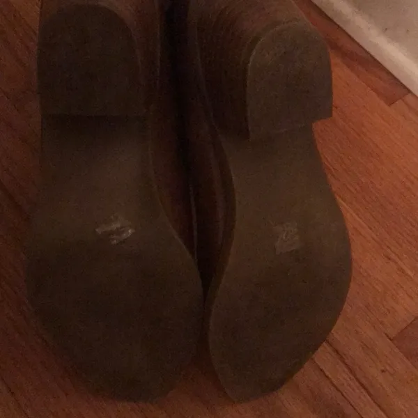 Cowboy boots Size 8.5 - Image 4