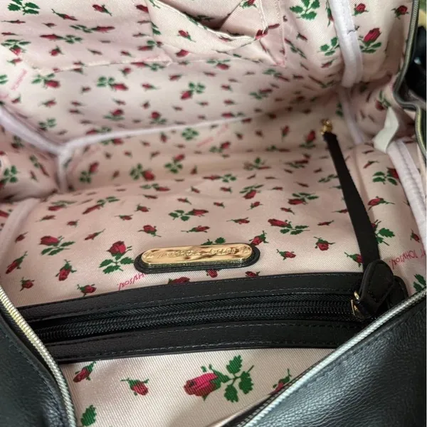 Betsey Johnson Somewhere Over The Rainbow Backpack. - Image 4