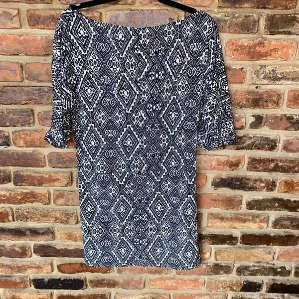 Zara Black & White Aztec Print Short Sleeve Twist Front Mini Dress Women's Small - Image 6