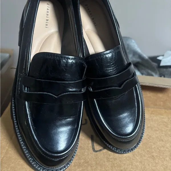 Gianni Bini Black Leather Slip-On Loafers #22 - Image 11