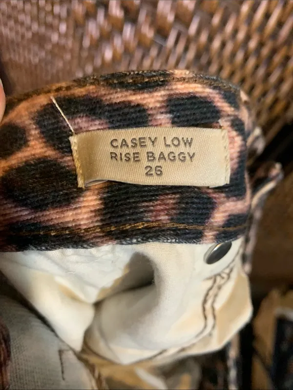 PACSun Leopard Print Casey Low Rise Baggy Jeans Size 26 - Image 5