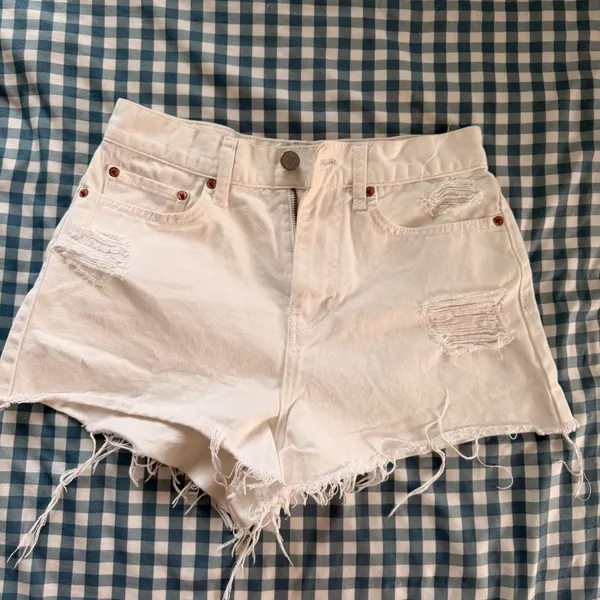 Urban Outfitters Denim Shorts - Image 3