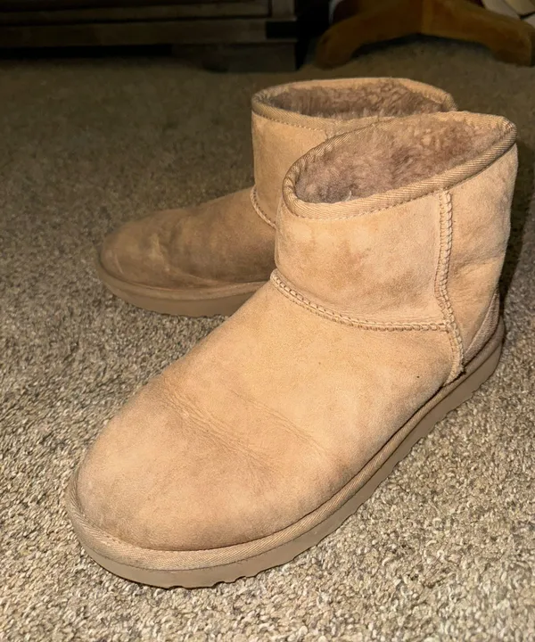 Ugg  - Image 3