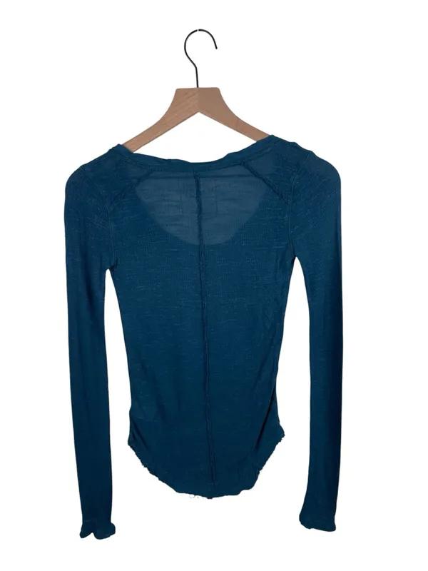 Free People We the Free Scoop Neck Long Sleeve Top XS Raw Edge Rayon Linen Knit Tight Fit - Image 2